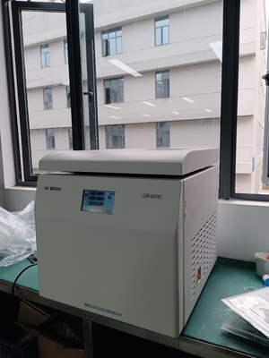 8000r/min 24*5ml سعة الطرد المركزي الآلي منخفض السرعة GR-600C