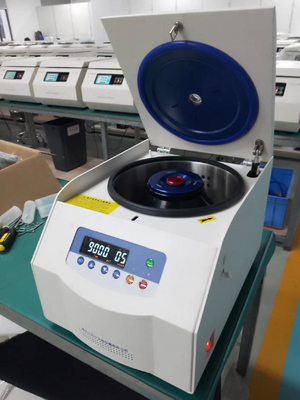 أجهزة الطرد المركزي عالية السرعة على سطح المكتب 10000 - 16500rpm زاوية الدوارة ماكس 36 وضع